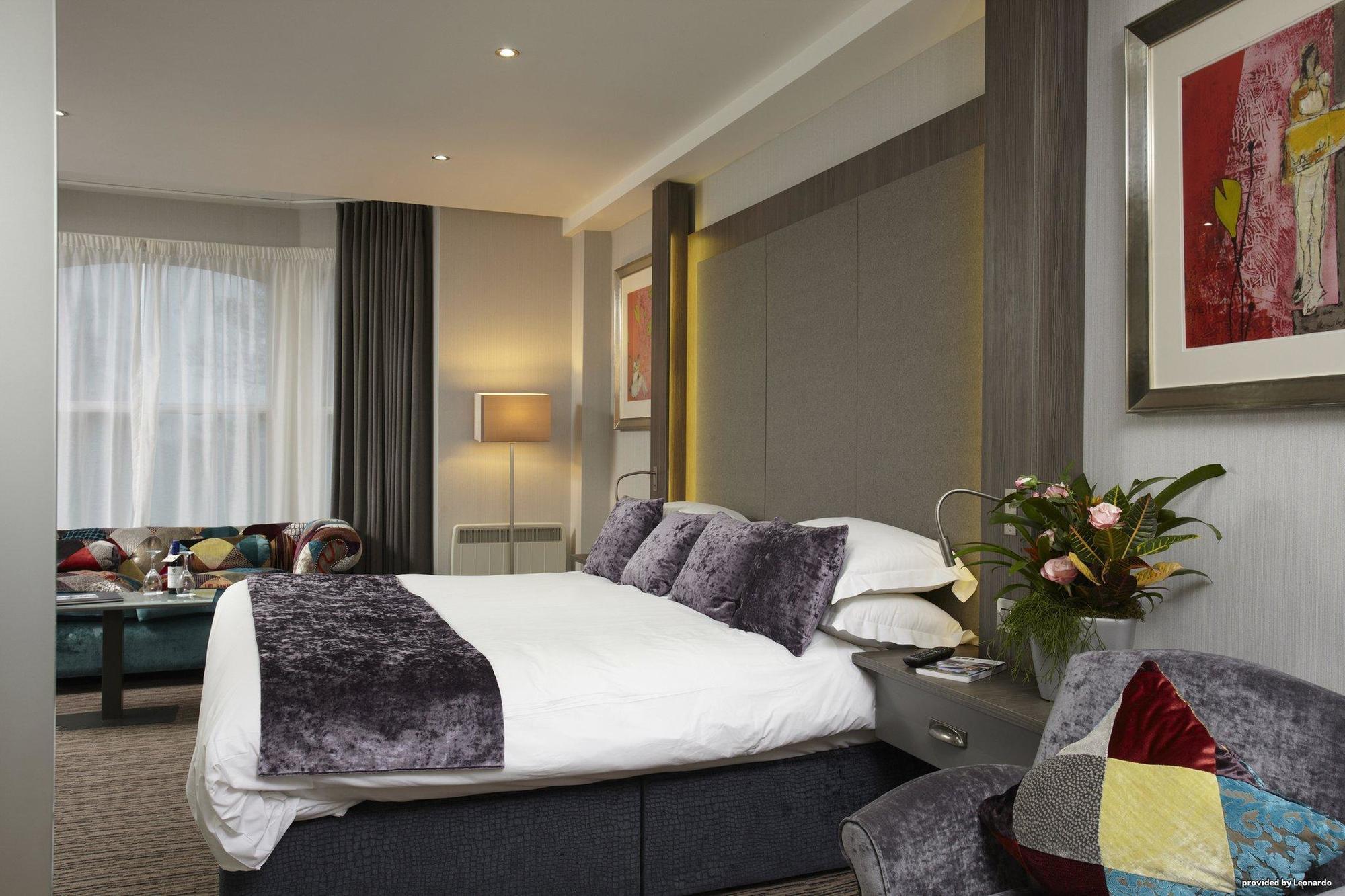 Cedar Court Отель 4*